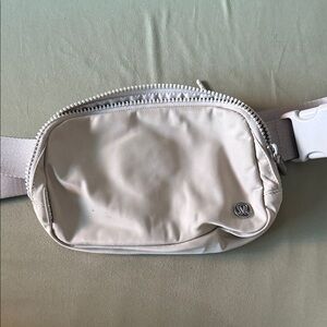 Lululemon belt bag